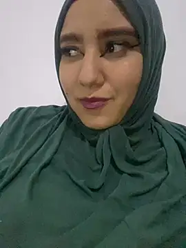 hannahayat online show from 12/18/24, 11:51