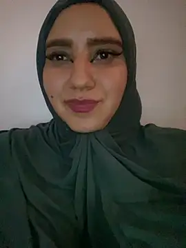 hannahayat online show from 12/21/24, 09:15