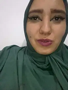 hannahayat online show from 12/27/24, 12:29