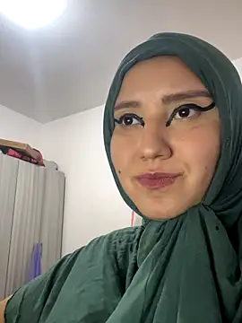 hannahayat online show from 09/15/25, 11:38