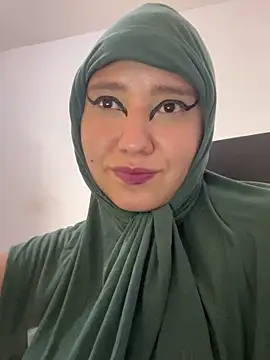 hannahayat online show from 11/21/25, 01:54