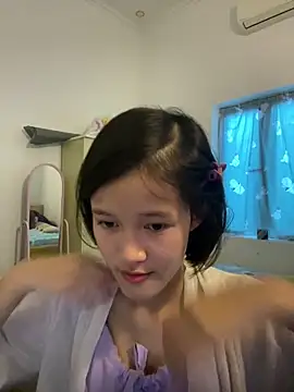 Snapshot of thithi8369 chatting on 12/07/24, 04:42 thithi8369 online show from 12/07/24, 04:42