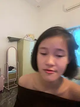 Snapshot of thithi8369 chatting on 12/26/24, 05:37 thithi8369 online show from 12/26/24, 05:37