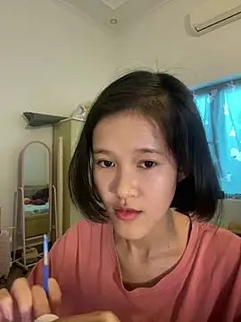 Snapshot of thithi8369 chatting on 12/31/24, 03:34 thithi8369 online show from 12/31/24, 03:34