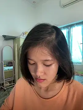 Snapshot of thithi8369 chatting on 01/02/25, 03:37 thithi8369 online show from 01/02/25, 03:37