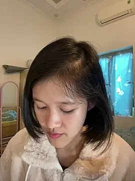 Snapshot of thithi8369 chatting on 01/05/25, 05:20 thithi8369 online show from 01/05/25, 05:20