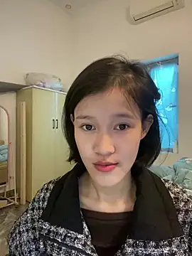 Snapshot of thithi8369 chatting on 01/11/25, 04:27 thithi8369 online show from 01/11/25, 04:27