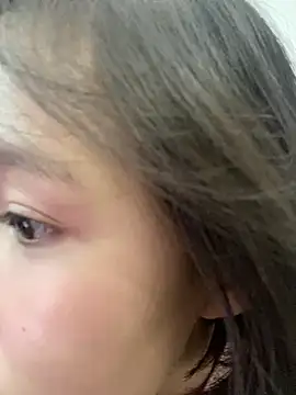 Snapshot of thithi8369 chatting on 01/12/25, 09:40 thithi8369 online show from 01/12/25, 09:40