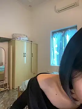 Snapshot of thithi8369 chatting on 01/13/25, 05:01 thithi8369 online show from 01/13/25, 05:01