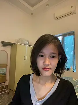 Snapshot of thithi8369 chatting on 02/03/25, 05:18 thithi8369 online show from 02/03/25, 05:18