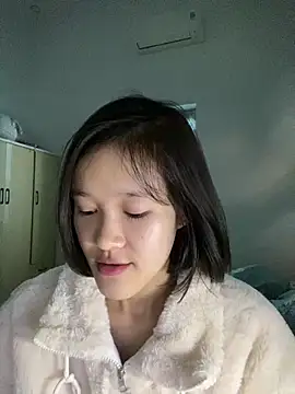 Snapshot of thithi8369 chatting on 02/08/25, 04:25 thithi8369 online show from 02/08/25, 04:25