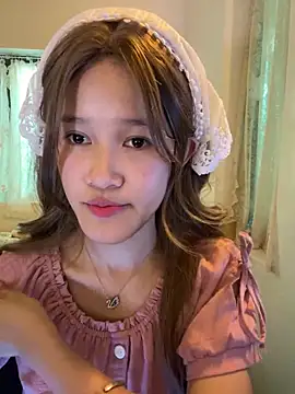 Snapshot of thithi8369 chatting on 09/09/25, 03:50 thithi8369 online show from 09/09/25, 03:50