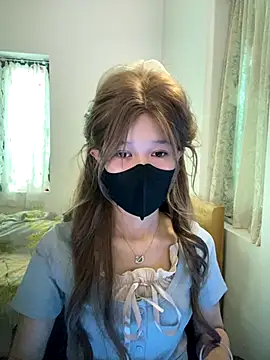 Snapshot of thithi8369 chatting on 10/08/25, 04:10 thithi8369 online show from 10/08/25, 04:10