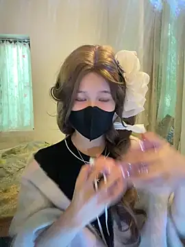 Snapshot of thithi8369 chatting on 10/24/25, 04:31 thithi8369 online show from 10/24/25, 04:31