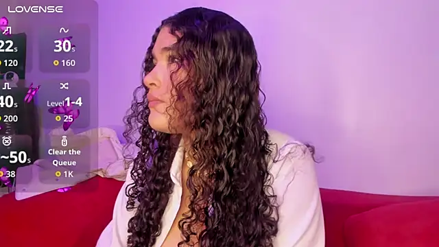 Snapshot of Chanelle_ chatting on 09/18/25, 01:35 Chanelle  online show from 09/18/25, 01:35