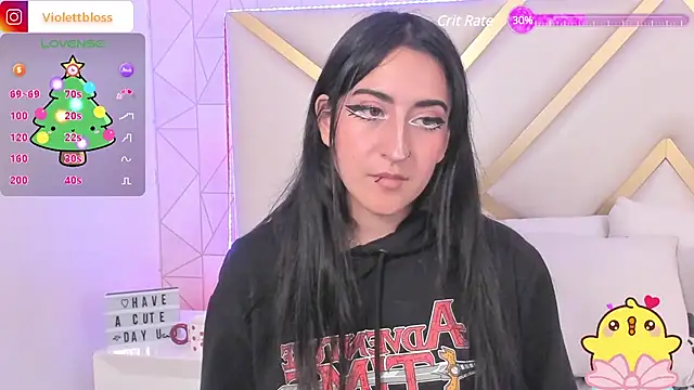 Snapshot of Violettbloss chatting on 12/18/24, 02:10 Violettbloss online show from 12/18/24, 02:10