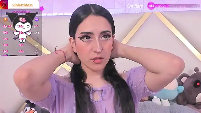 Snapshot of Violettbloss chatting on 01/30/25, 09:14 Violettbloss online show from 01/30/25, 09:14