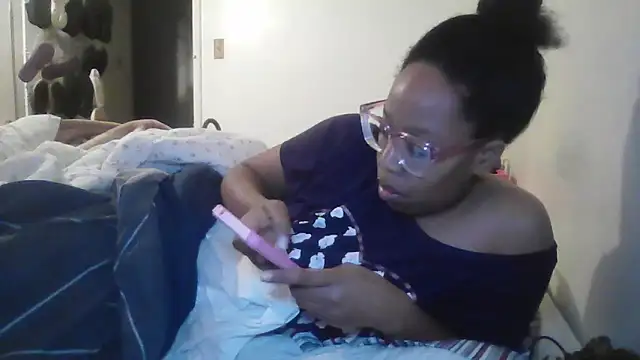 Snapshot of madamsensuale chatting on 02/15/25, 02:58 madamsensuale online show from 02/15/25, 02:58