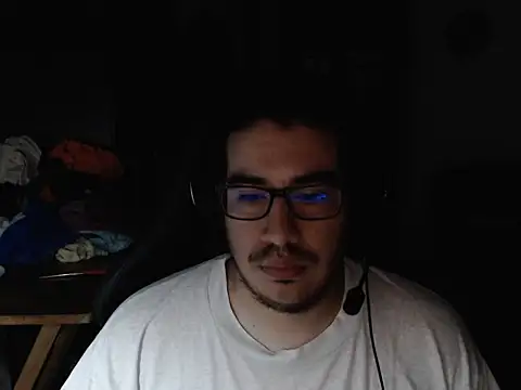 Snapshot of thealfawolf01 chatting on 01/09/25, 11:45 thealfawolf01 online show from 01/09/25, 11:45