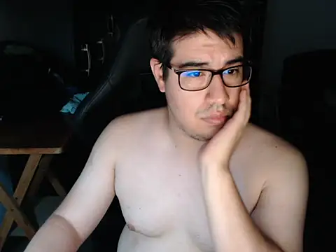 Snapshot of thealfawolf01 chatting on 03/16/25, 04:12 thealfawolf01 online show from 03/16/25, 04:12