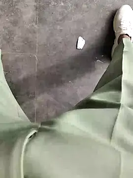 cumshotboy01 online show from 01/12/25, 07:21