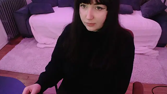 Snapshot of Lynylou chatting on 12/05/24, 03:17 Lynylou online show from 12/05/24, 03:17
