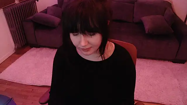 Snapshot of Lynylou chatting on 01/17/25, 10:01 Lynylou online show from 01/17/25, 10:01