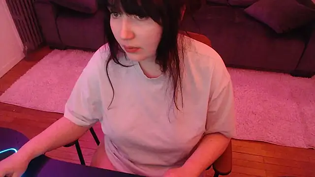 Snapshot of Lynylou chatting on 01/18/25, 07:38 Lynylou online show from 01/18/25, 07:38