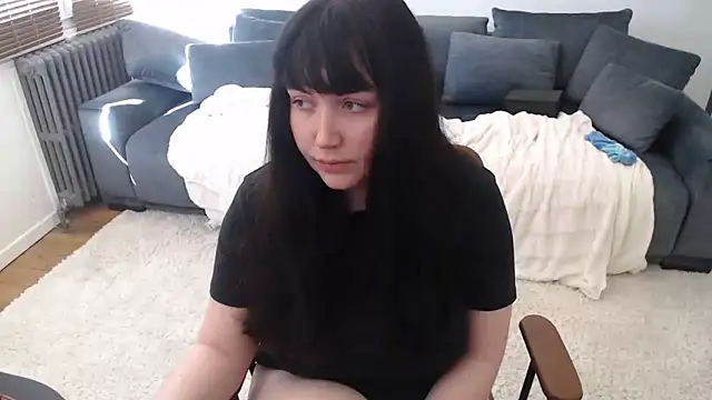 Snapshot of Lynylou chatting on 03/11/25, 02:07 Lynylou online show from 03/11/25, 02:07