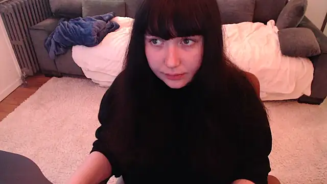 Snapshot of Lynylou chatting on 03/20/25, 06:41 Lynylou online show from 03/20/25, 06:41