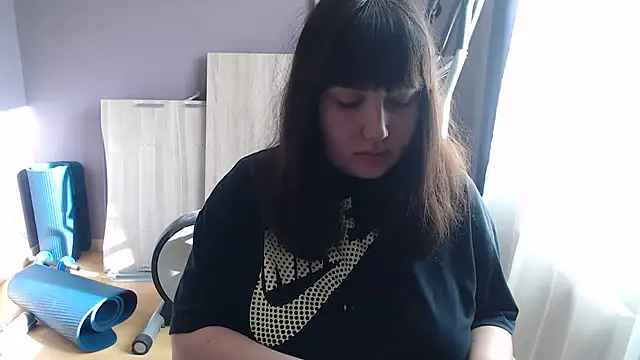 Snapshot of Lynylou chatting on 09/11/25, 08:03 Lynylou online show from 09/11/25, 08:03