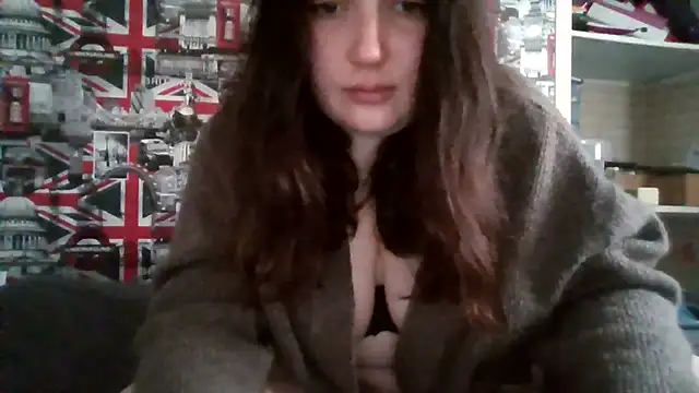 Lynylou online show from 10/29/25, 08:38