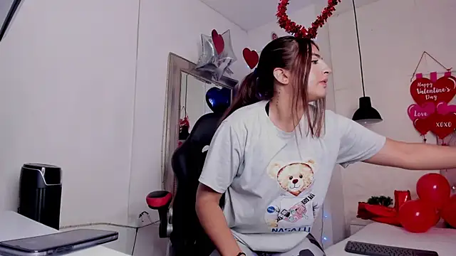 angel hardy dl online show from 02/18/25, 12:17