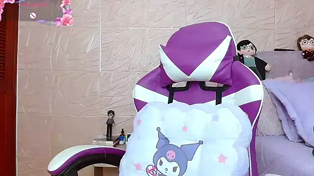 kendallsweet7 online show from 10/17/25, 07:49