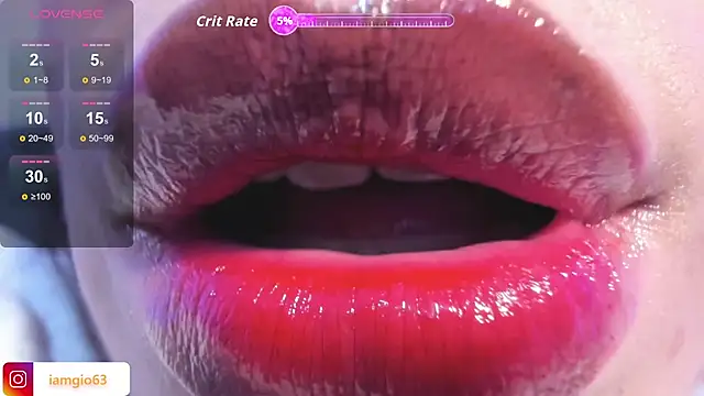 Snapshot of Georgina_1t chatting on 10/14/25, 04:46 Georgina 1t online show from 10/14/25, 04:46