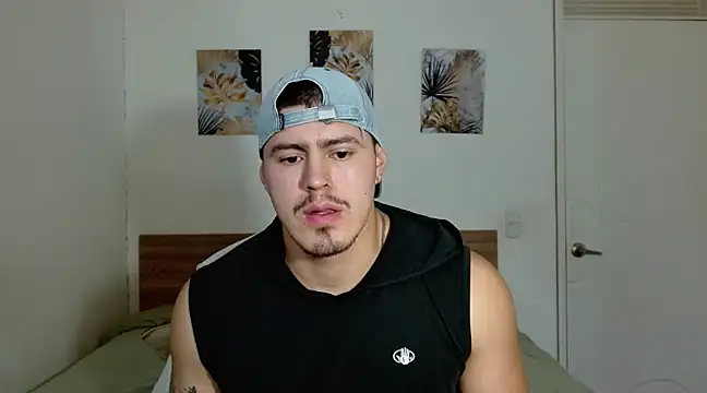 Snapshot of Baltazar_Dupont chatting on 12/18/24, 12:18 Baltazar Dupont online show from 12/18/24, 12:18