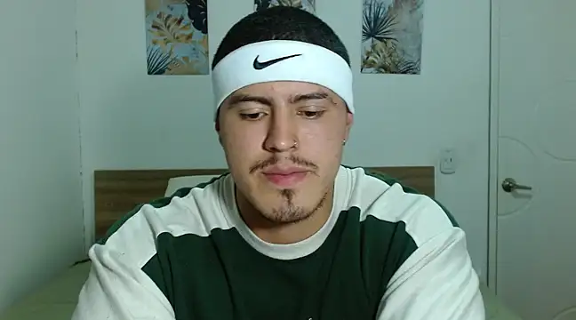 Snapshot of Baltazar_Dupont chatting on 02/10/25, 02:19 Baltazar Dupont online show from 02/10/25, 02:19