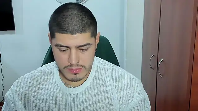 Snapshot of Baltazar_Dupont chatting on 09/20/25, 11:44 Baltazar Dupont online show from 09/20/25, 11:44