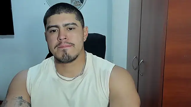 Snapshot of Baltazar_Dupont chatting on 11/20/25, 11:43 Baltazar Dupont online show from 11/20/25, 11:43