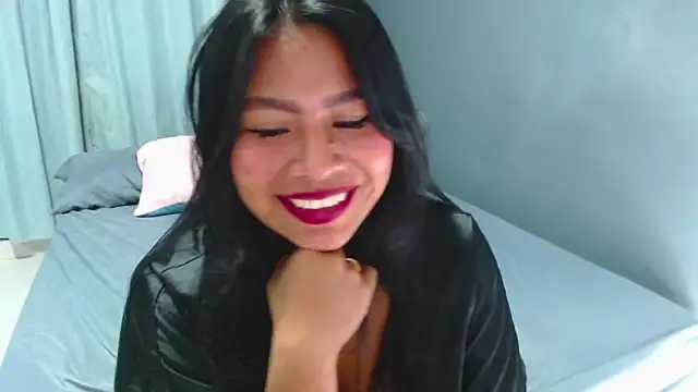 Snapshot of Aria_morgan1 chatting on 12/13/24, 11:06 Aria morgan1 online show from 12/13/24, 11:06