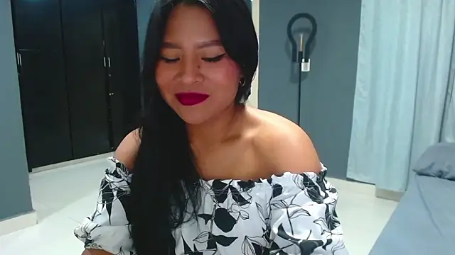 Snapshot of Aria_morgan1 chatting on 12/20/24, 02:16 Aria morgan1 online show from 12/20/24, 02:16