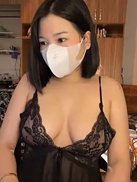 Mizuki chan online show from 11/19/25, 10:32