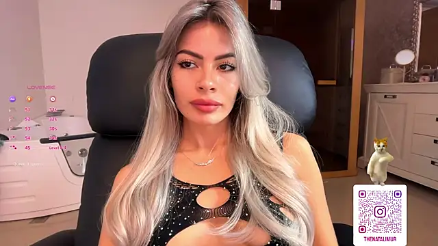 Natalimuur online show from 10/17/25, 03:58