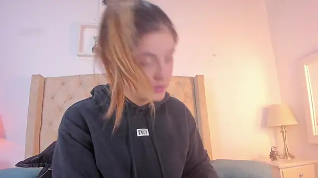 allisson m online show from 10/15/25, 12:16