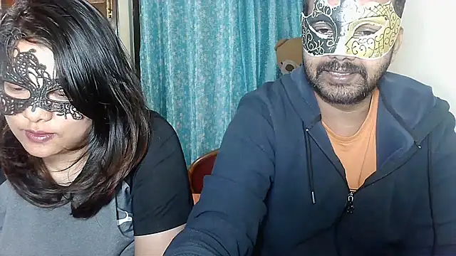 Cutehornycouples online show from 10/23/25, 05:55