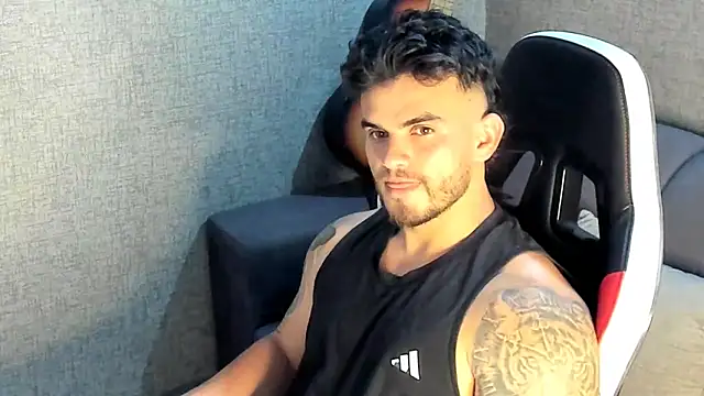 Ricardogo19 online show from 10/12/25, 11:37