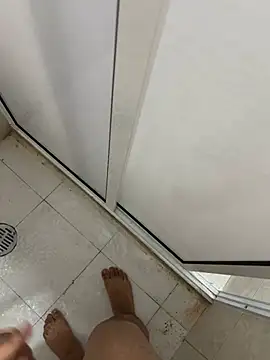 Snapshot of riel3415 chatting on 01/20/25, 12:36 riel3415 online show from 01/20/25, 12:36