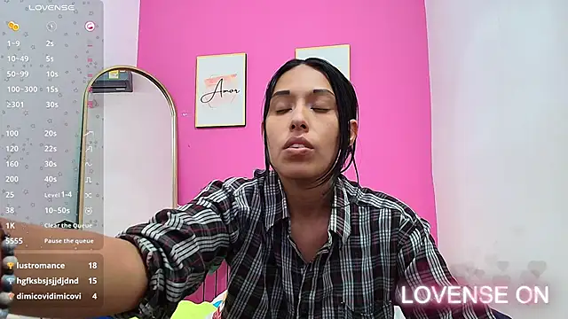 Snapshot of yourcuteneighbourr chatting on 01/11/25, 06:03 yourcuteneighbourr online show from 01/11/25, 06:03