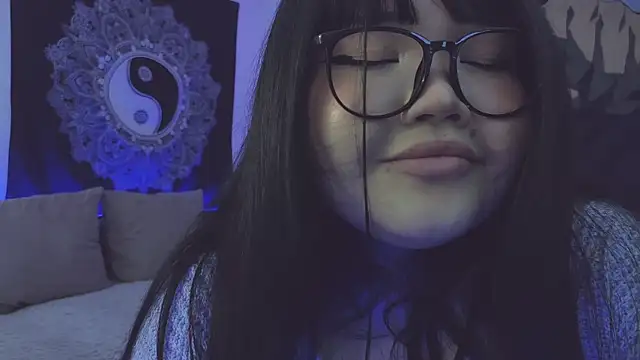 LeyaKan online show from 01/15/25, 11:08