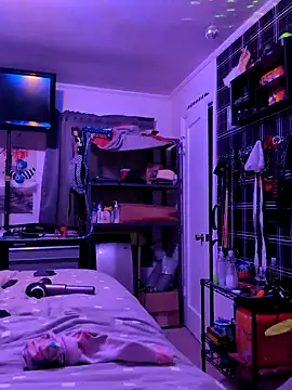 gurlnips online show from 01/16/25, 11:27